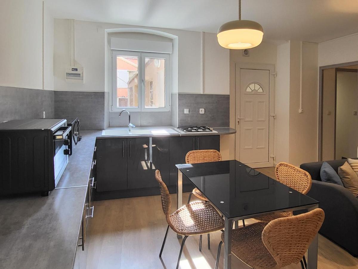 סן-קלוד Appartement 1 Chambre, Cuisine, Coin Salon, Salle De Bain מראה חיצוני תמונה